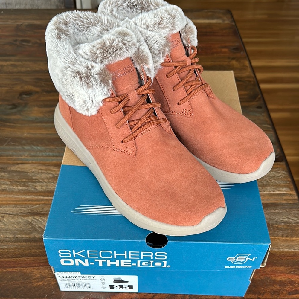 Skechers Tan Winter Boots with Durable Design
